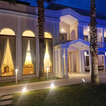Luxury Helena In With Private Pool Villa *