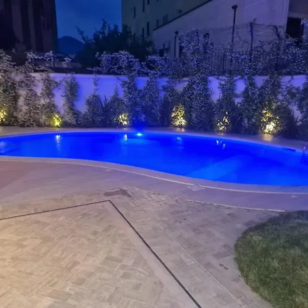 Luxury Helena In With Private Pool Villa