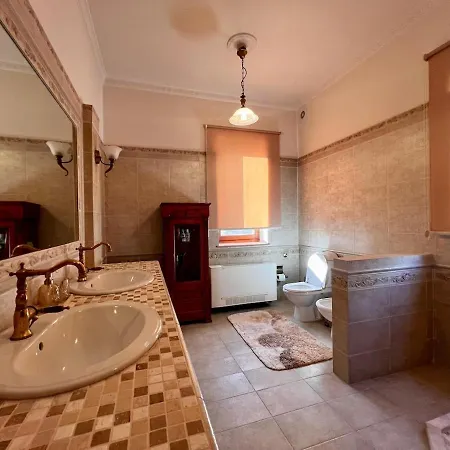 Luxury Helena In With Private Pool * Tirana