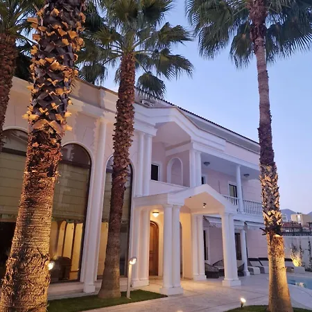 Luxury Helena In With Private Pool *