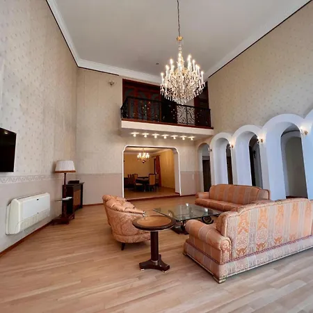 Luxury Helena In With Private Pool Tirana