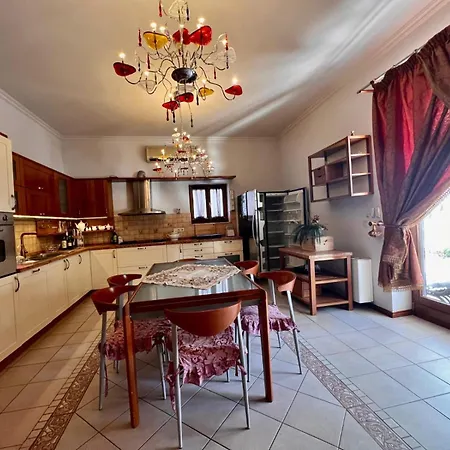 Luxury Helena In With Private Pool